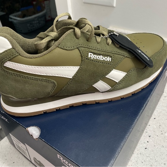 Men’s Reebok - Picture 2 of 5